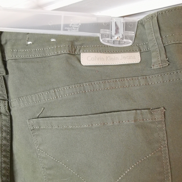 Calvin Klein Green Jeans - Picture 6 of 13